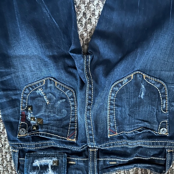 MEK Women's Blue Jeans - Picture 6 of 6